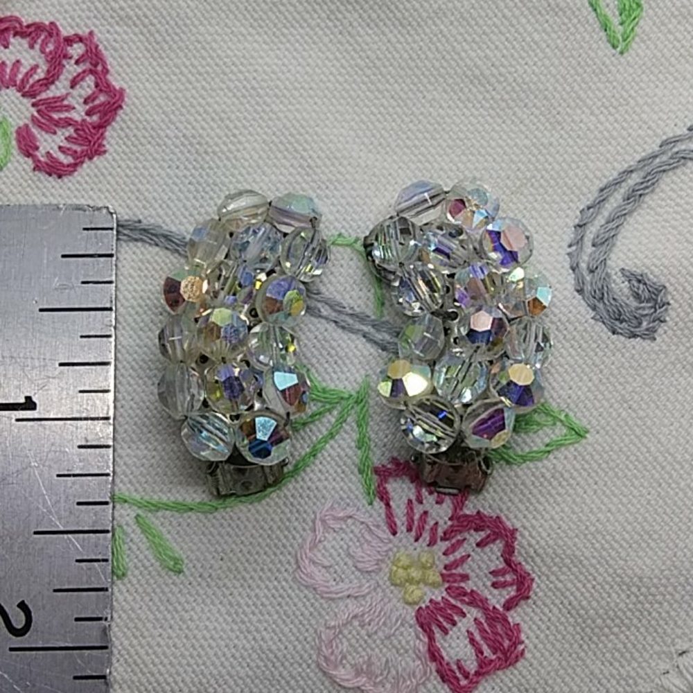 AB Crescent Shaped Clip On Earrings Vtg - Picture 6 of 6